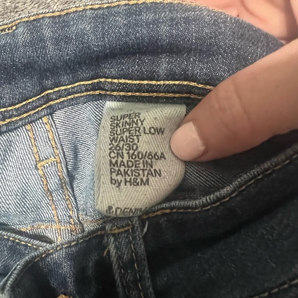 H&M Jeans - Picture 4 of 4